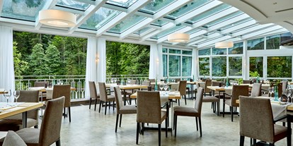 Wanderurlaub - Hotel-Schwerpunkt: Wandern am See - Wintergarten im Restaurant Werdenfels - Hotel am Badersee