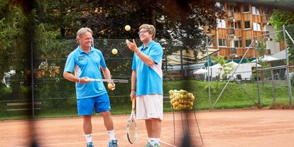 Wanderurlaub - Nockberge - Tennisplätze, Tennistrainer, Tennisprogramm - Hotel DIE POST ****