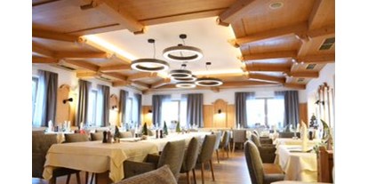 Wanderurlaub - Preisniveau: moderat - Kärnten - Restaurantbereich - Hotel Lärchenhof Katschberg