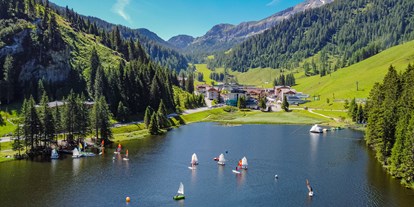 Wanderurlaub - Hotel-Schwerpunkt: Wandern am See - Zauchensee - Familotel Zauchenseehof