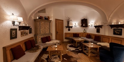 Wanderurlaub - Bayern - Bar mit Lounge - Landgasthof Karner