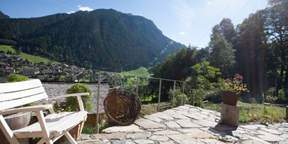 Wanderurlaub - Vorarlberg - Blick vom Nebengebäude Bonawinkel - Bio-Hotel Saladina