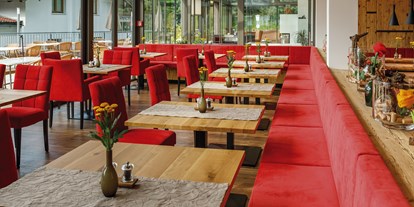 Wanderurlaub - Hotel-Schwerpunkt: Wandern am See - Wintergarten/Restaurant - Hotel Achentalerhof