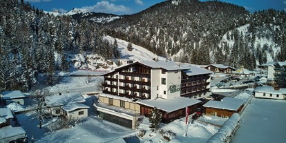 Wanderurlaub - Hotel-Schwerpunkt: Wandern am See - Hotel Winter - direkt am Skilift - Hotel Achentalerhof