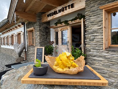 Wanderurlaub - Tirol - Wedelhütte Restaurant mit einer Prise Zeitgeist im Wandergebiet Hochzillertal - Wedelhütte Hochzillertal
