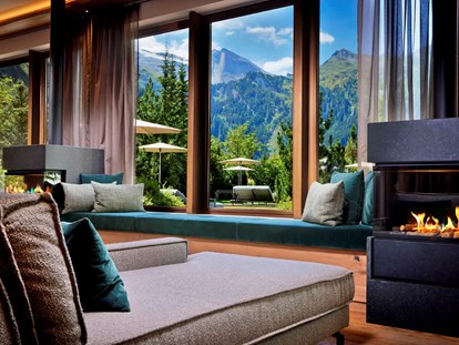 Wanderurlaub - Hotel-Schwerpunkt: Wandern & Wellness - Ruheraum mit Bergblick - Hotel Alpenhof