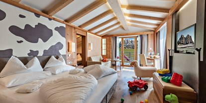Wanderurlaub - Dolomiten - Suite "Dolasilla" mit Balkon (Berg oder Talblick) -  Hotel Emmy-five elements