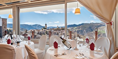 Wanderurlaub - Dolomiten - Speisesaal -  Hotel Emmy-five elements