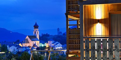 Wanderurlaub - Dolomiten - Außenansicht Hotel -  Hotel Emmy-five elements