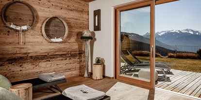Wanderurlaub - Hotel-Schwerpunkt: Wandern & Romantik - Ruheraum Südtirol mit Aussicht - Panoramahotel Huberhof