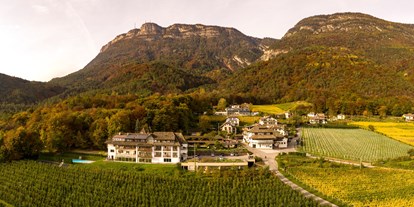 Wanderurlaub - Trentino-Südtirol - Stammhaus und Haus Heidi Gasthof Steinegger  Eppan - Hotel - Gasthof Steinegger Eppan