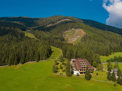 Wanderurlaub - Umgebungsschwerpunkt: Berg - Einzigartige Alleinlage
©️ Fotoatelier Wolkersdorfer - Hotel St. Oswald