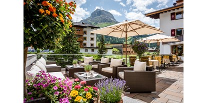 Wanderurlaub - Vorarlberg - Sonnenterrasse im Auenhof - Hotel Auenhof