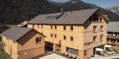 Wanderurlaub - Vorarlberg - Außenansicht Apartmenthaus - Der Adler Schoppernau