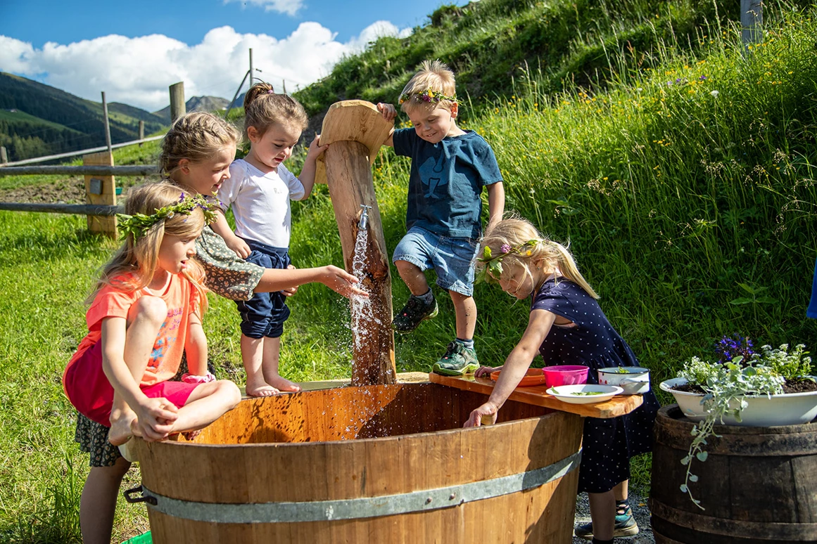 Wanderhotel: Kinderfreundliche Unterkunft in den Bergen - Ferienwohnungen Perfeldhof