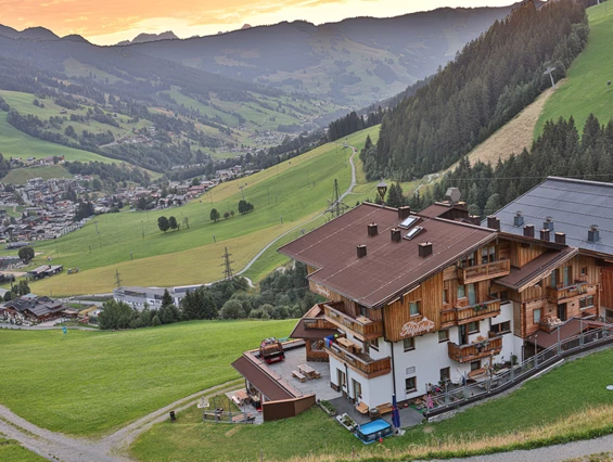 Wanderhotel: Sonnenaufgang am Perfeldhof - Ferienwohnungen Perfeldhof