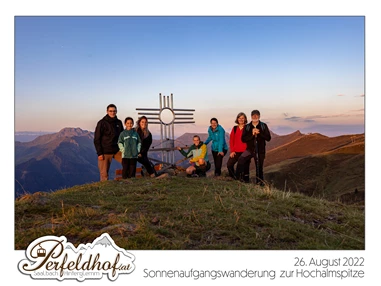 Wanderhotel: Sonnenaufgangswanderung zur Hochalmspitze im August 2023 - Ferienwohnungen Perfeldhof