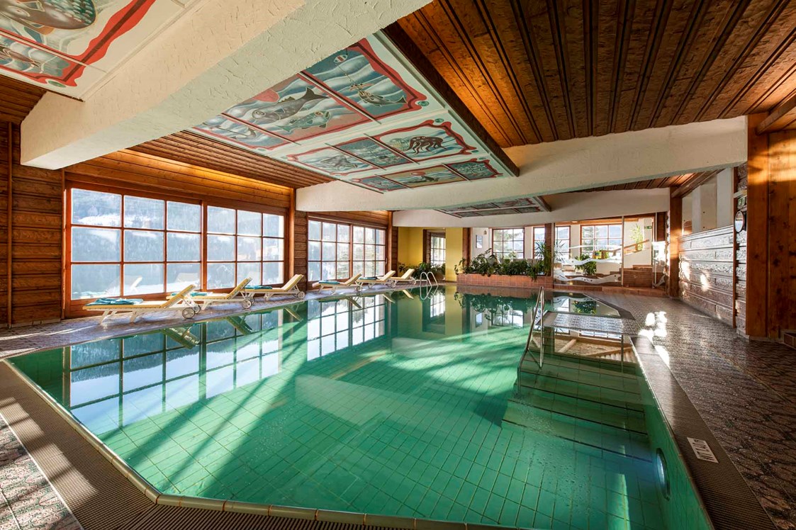 Wanderhotel: Schwimmbad- und Saunalandschaft
©️ Rupert Mühlbacher - Hotel St. Oswald
