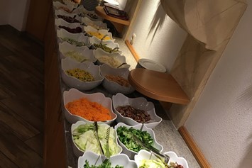Wanderhotel: Salatbuffet - Metzgerwirt