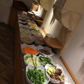 Wanderhotel: Salatbuffet - Metzgerwirt